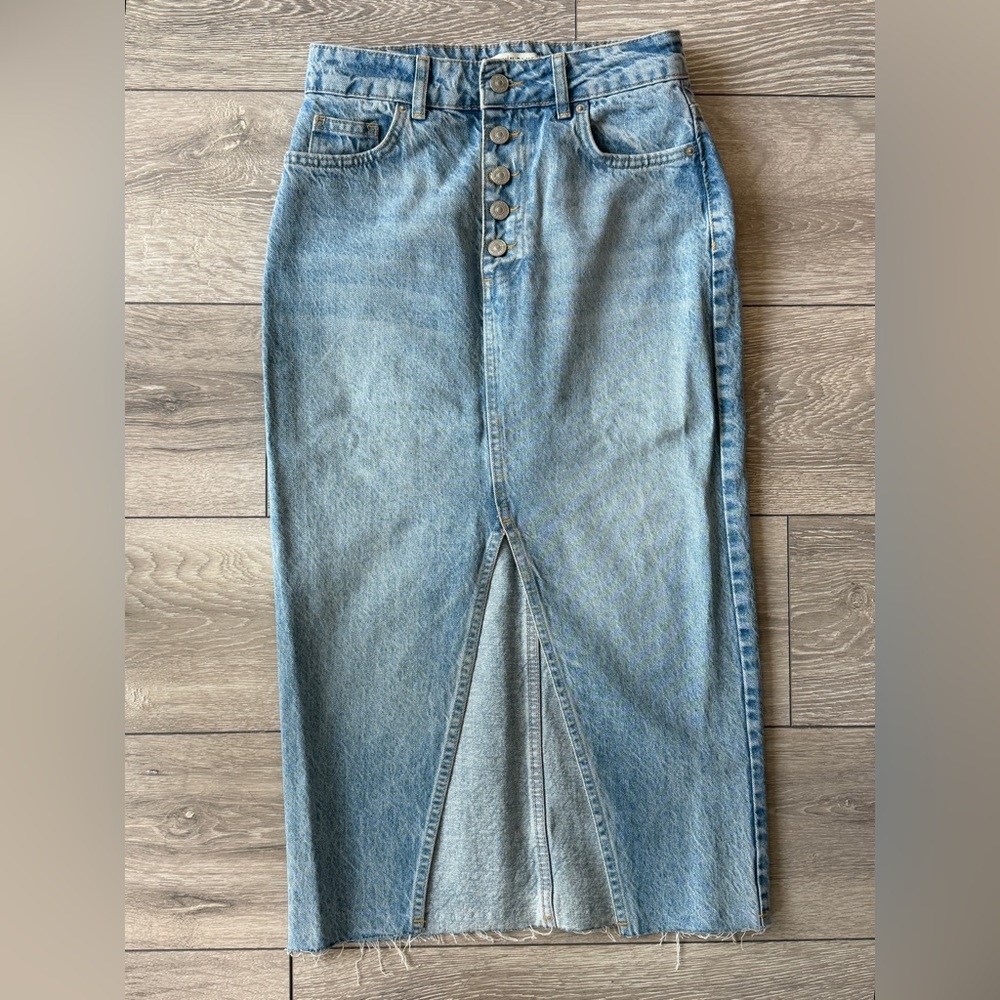 Jean midi skirt, worn only once, size Eu 34,
